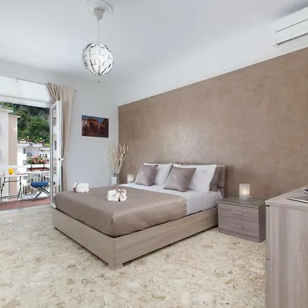 Maison Claire Apartment *